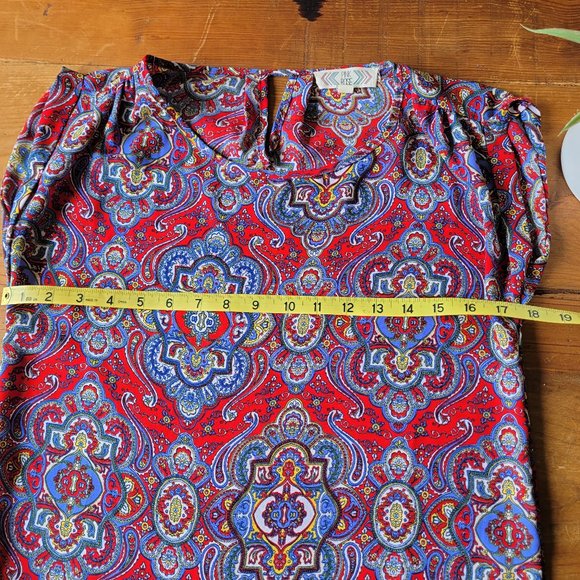 Boho Design Short Sleeve Top - Picture 4 of 5
